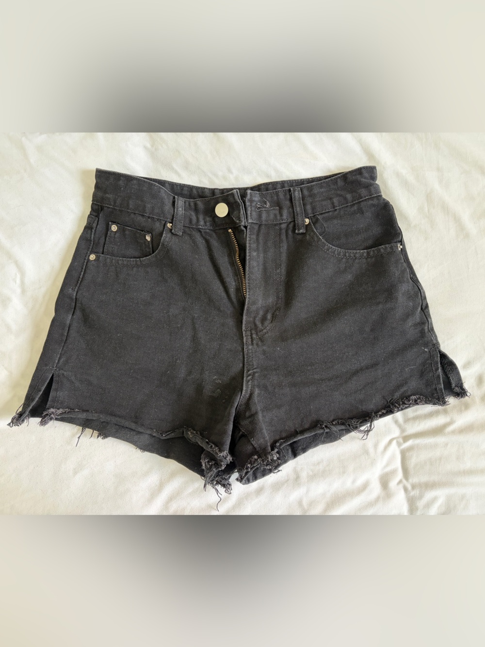 Black High-Rise Frayed Hem Women's Denim Shorts